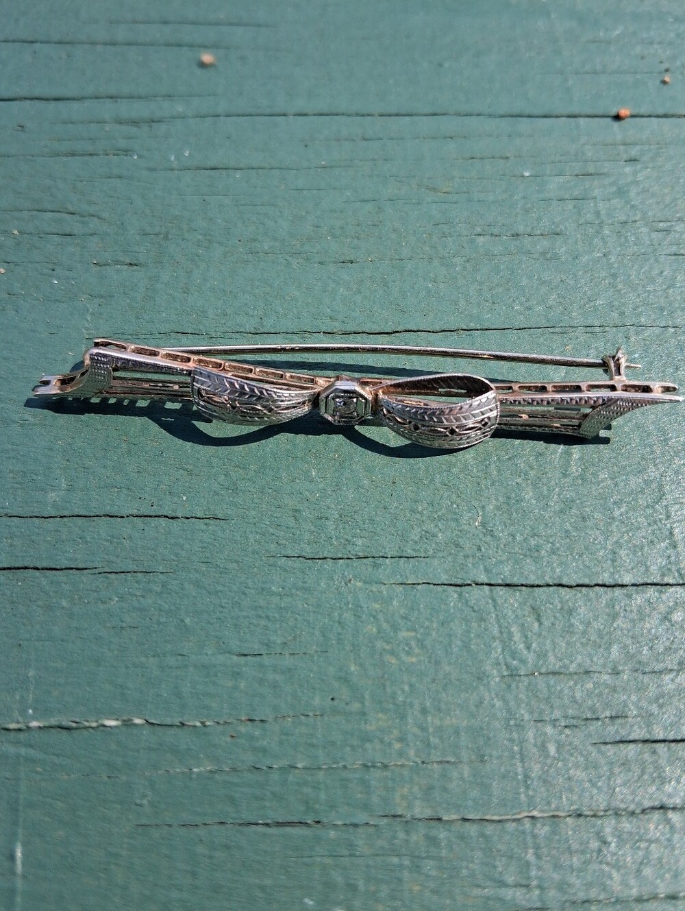 14Kt Gold Bow Pin from 1930's